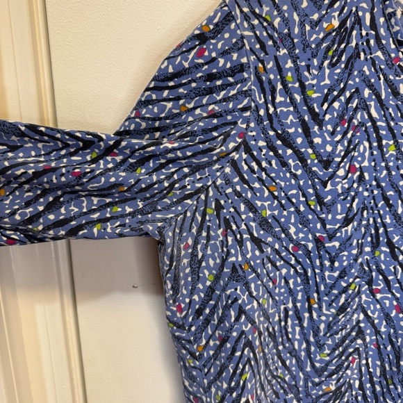 Hearts of Palm Blue and White Fitted Ribbed Blouse Women’s Size Petite Large - Picture 3 of 12